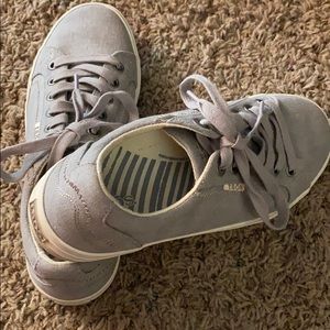 Women’s Taos Shoes